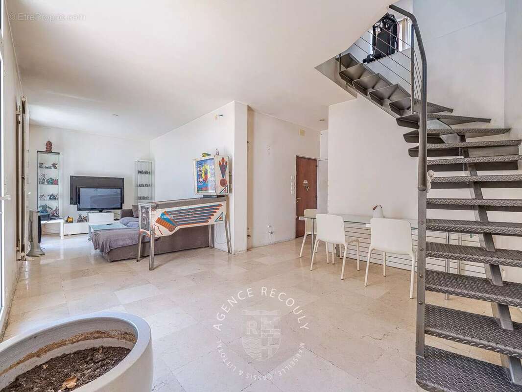 Maison à MARSEILLE-7E