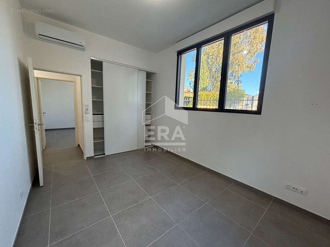 Appartement à VALLAURIS