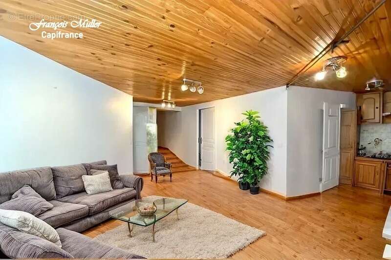 Maison à PIERREVERT