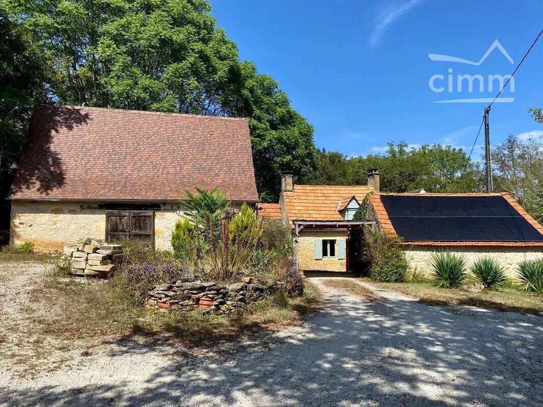 Maison à CARSAC-AILLAC