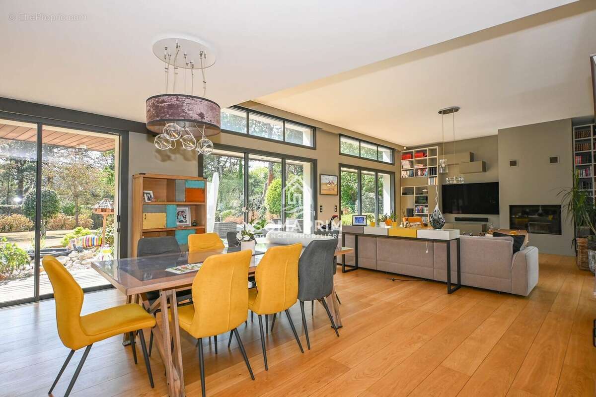 Maison 6 pièces 246 m² à vendre à Neufchatel-Hardelot (62152) - photo 2