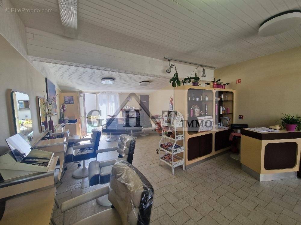 A vendre 39 m² de boutique sur un axe passant et commercant a draveil - photo 2