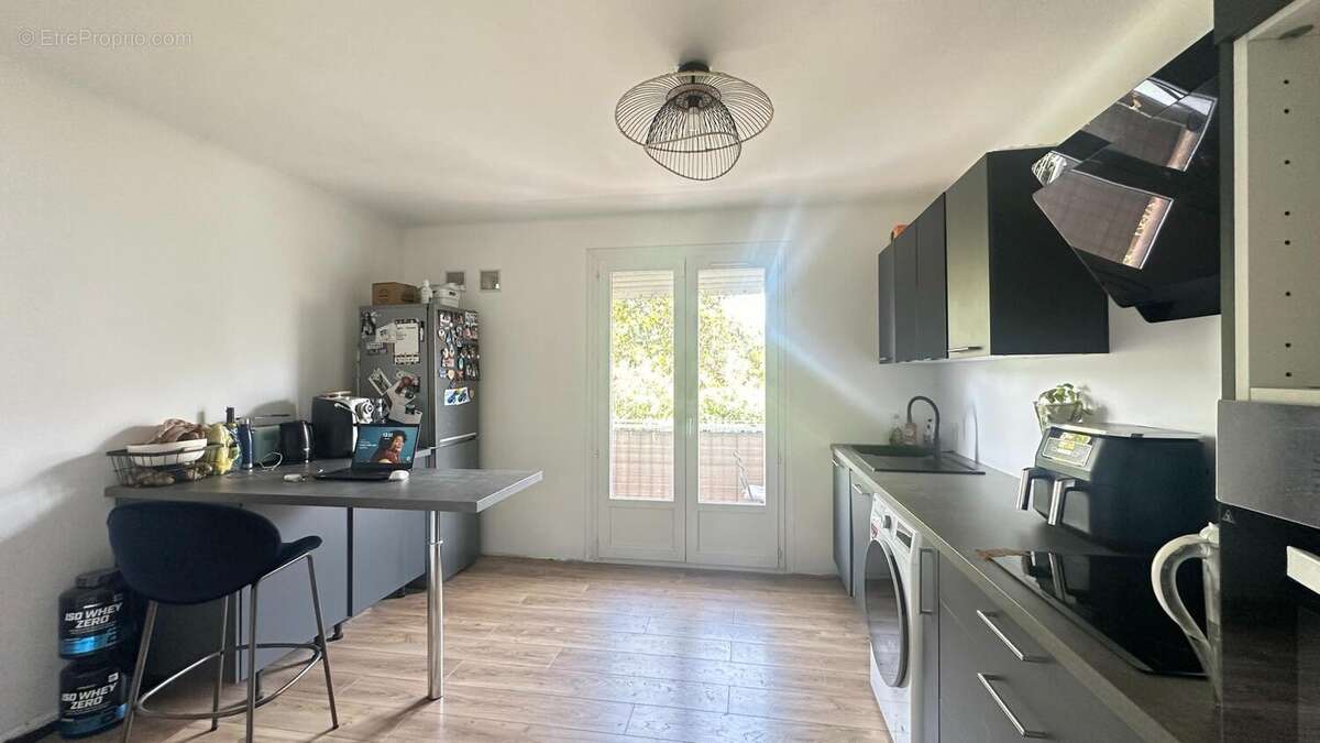 Photo 8 - Appartement à CHATEAUNEUF-LES-MARTIGUES