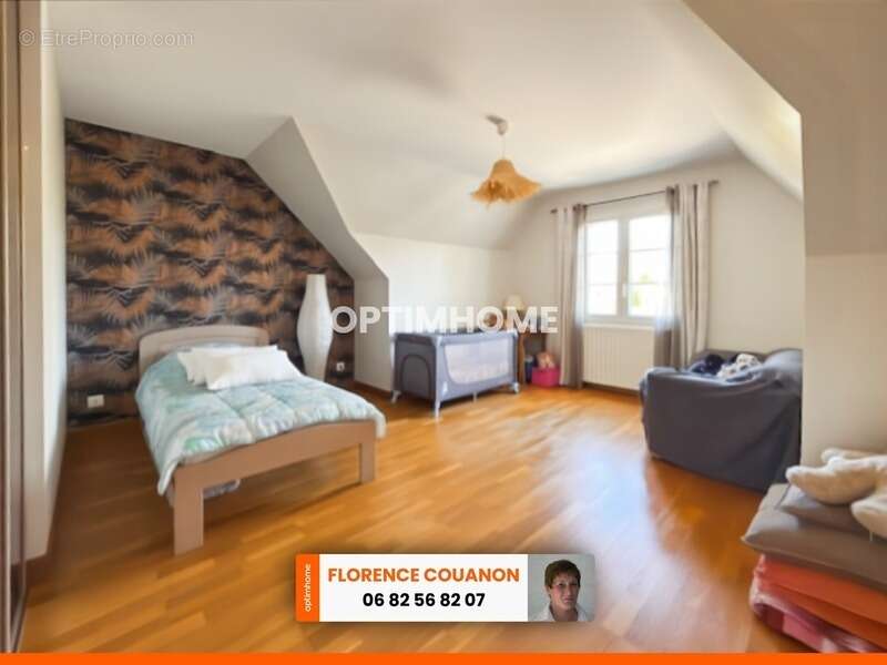 Maison à LE VAL-SAINT-GERMAIN