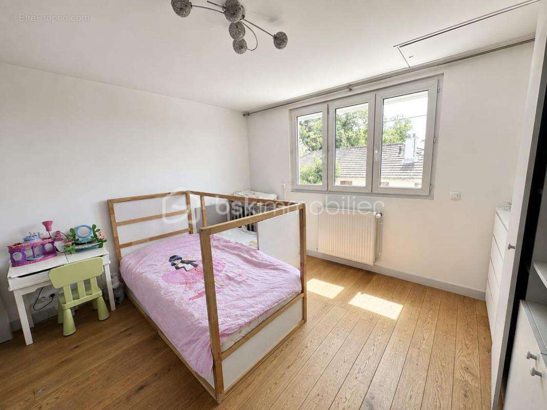 Maison 56 m² à Le Chesnay  - photo 17