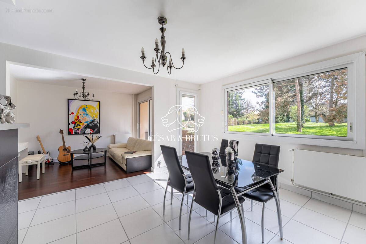 Appartement à SAINT-PRIEST