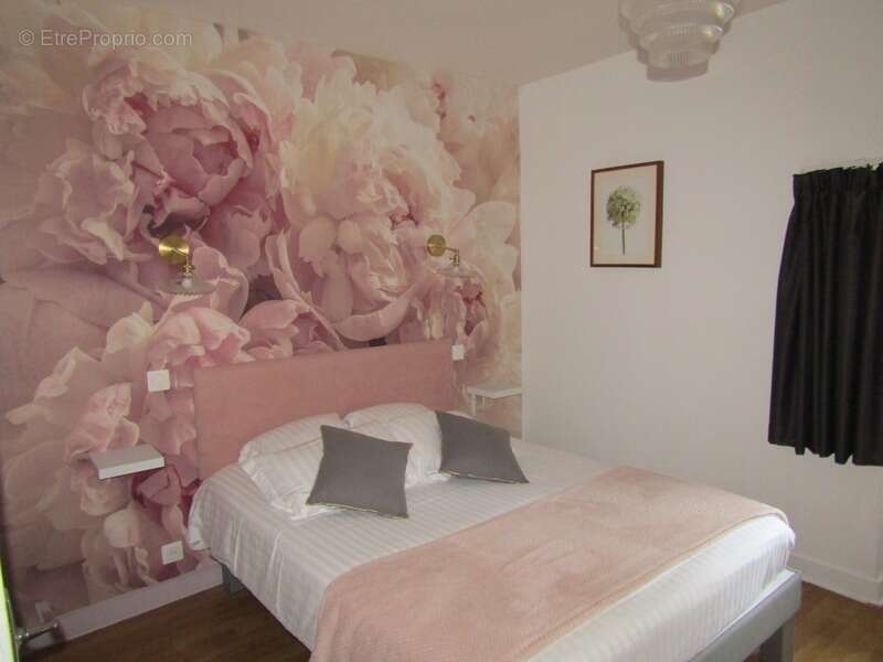 Commerce à LE BUGUE