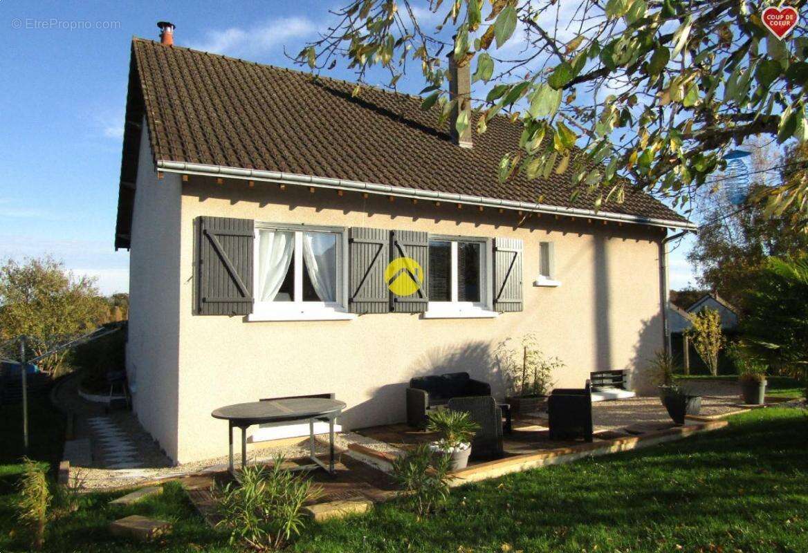 Maison à MONTRICHARD