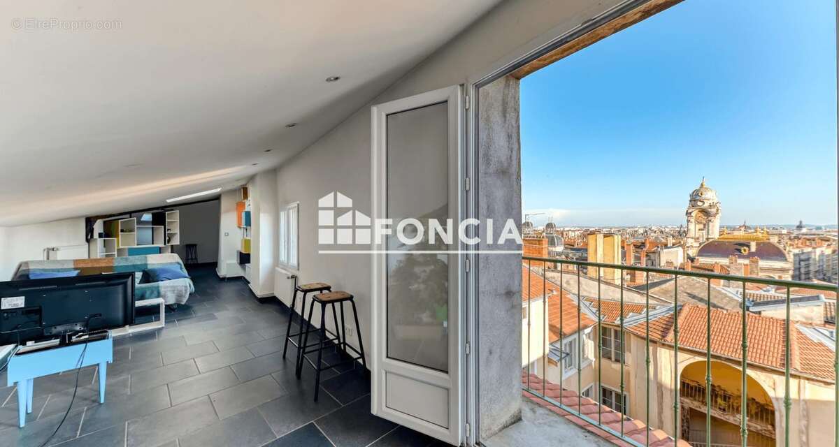 Appartement à LYON-1E