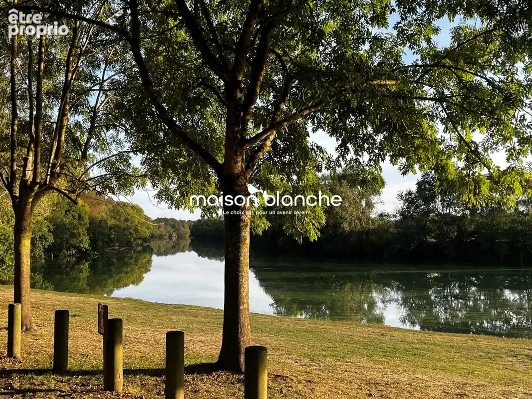Photo Maison à Feneu au prix de 499 500€