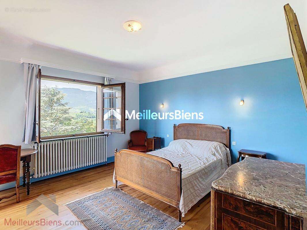 Appartement à CHIGNIN