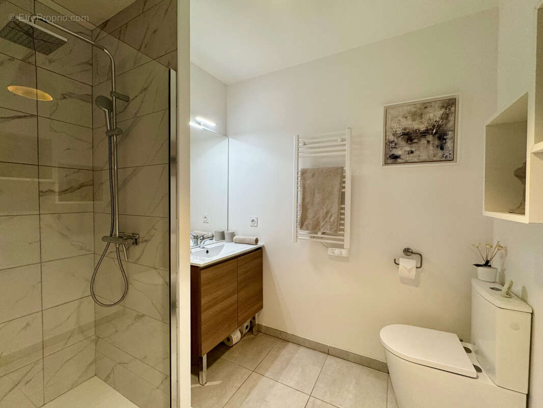 Appartement à SIX-FOURS-LES-PLAGES