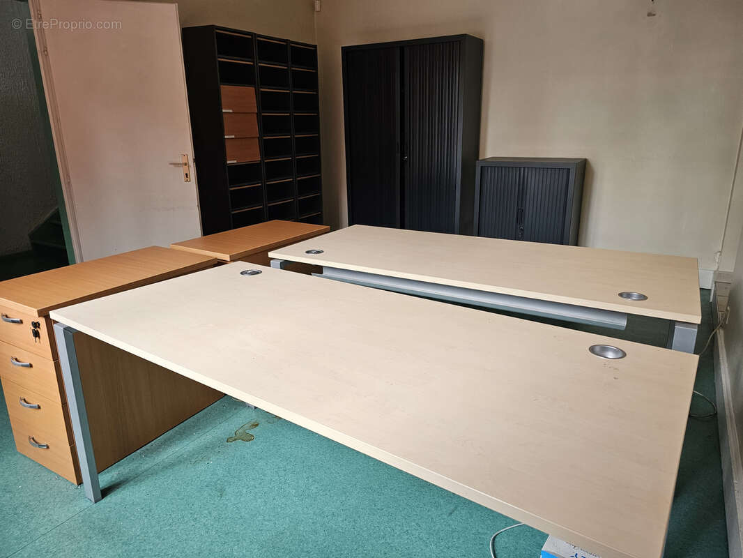 Local professionnel de plus de 400 m2 au centre ville de longwy - photo 9
