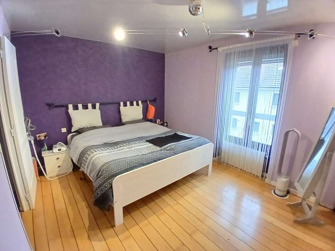 Chambre 15m² - Maison à LE PIN