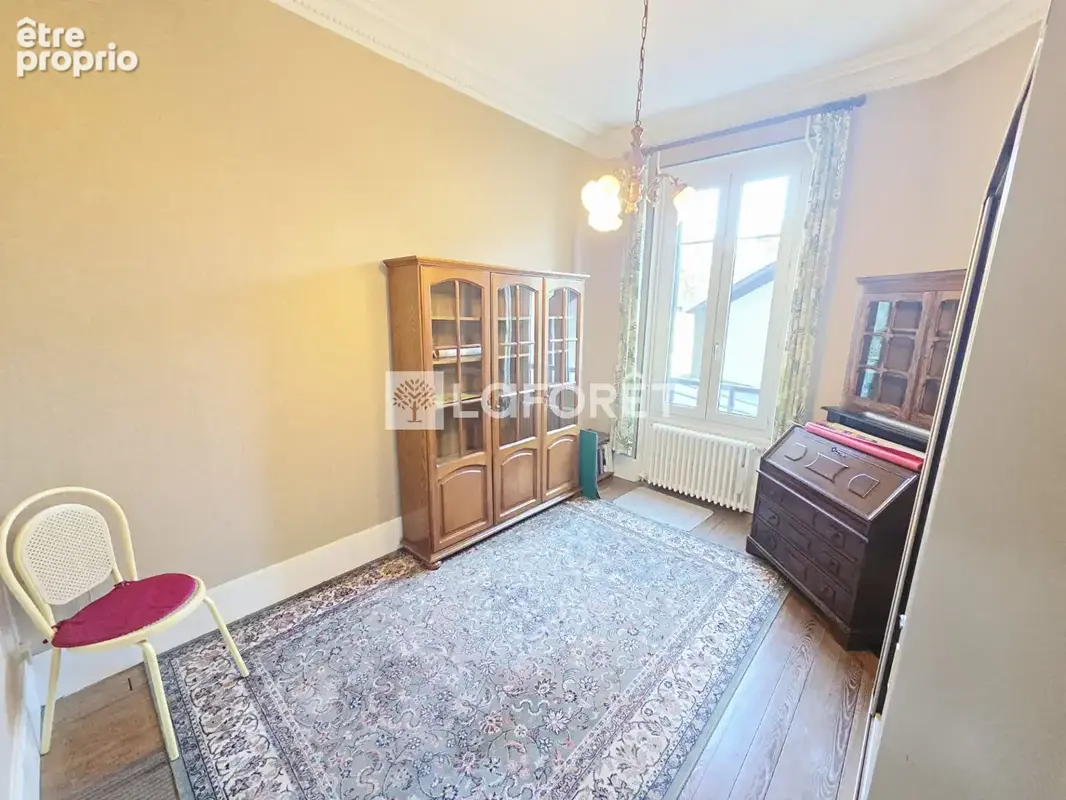 Maison de maître type meulière T6 - photo 11