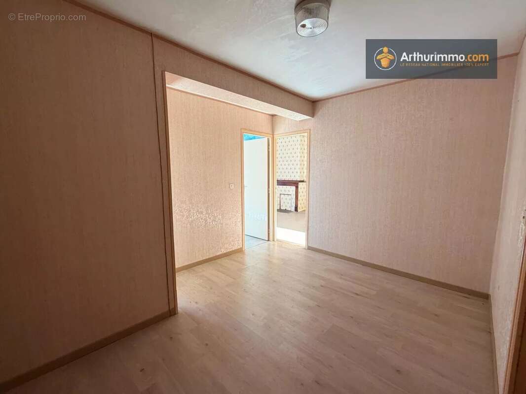 Maison à FOUGAX-ET-BARRINEUF