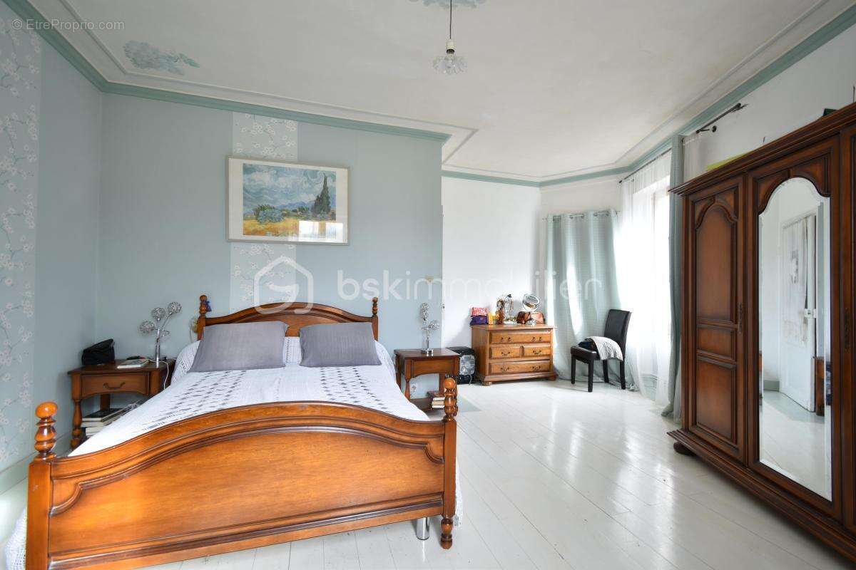 Maison à SAINT-LOUP-DE-NAUD