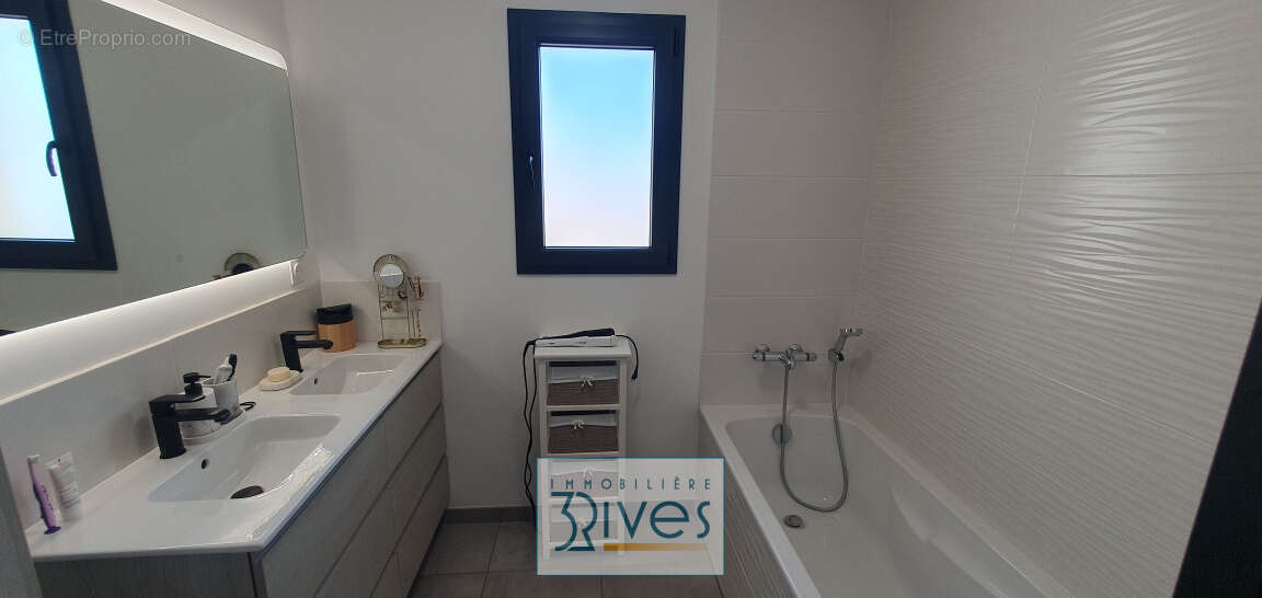 Maison plein pied 4 chambres - photo 4