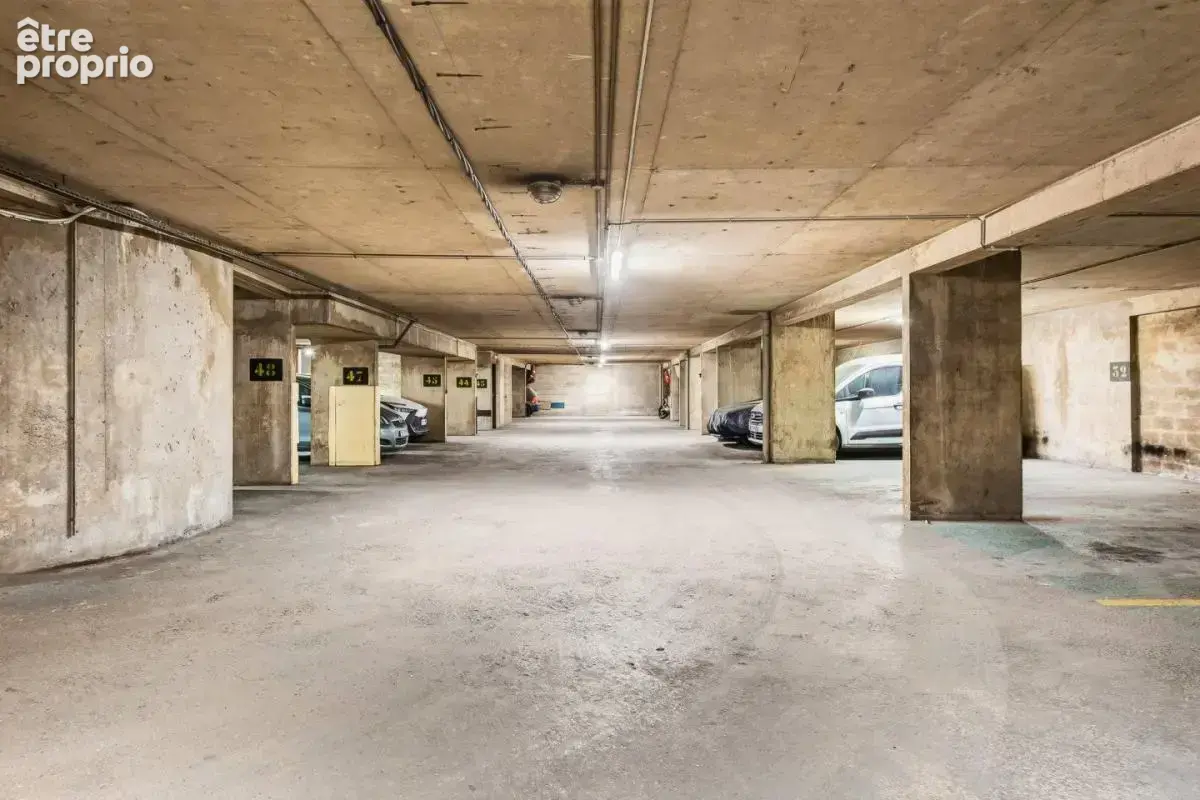 Emplacement de parking 141B rue de Saussure - photo 7