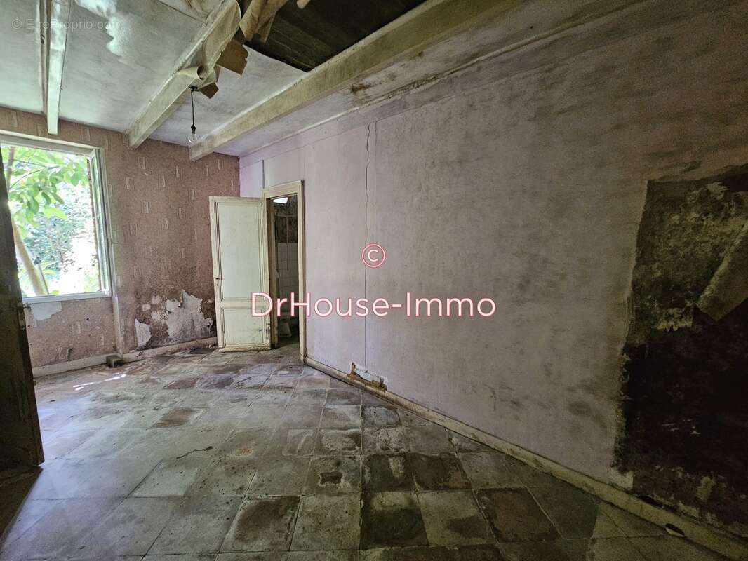 Maison à SAINT-TROJAN