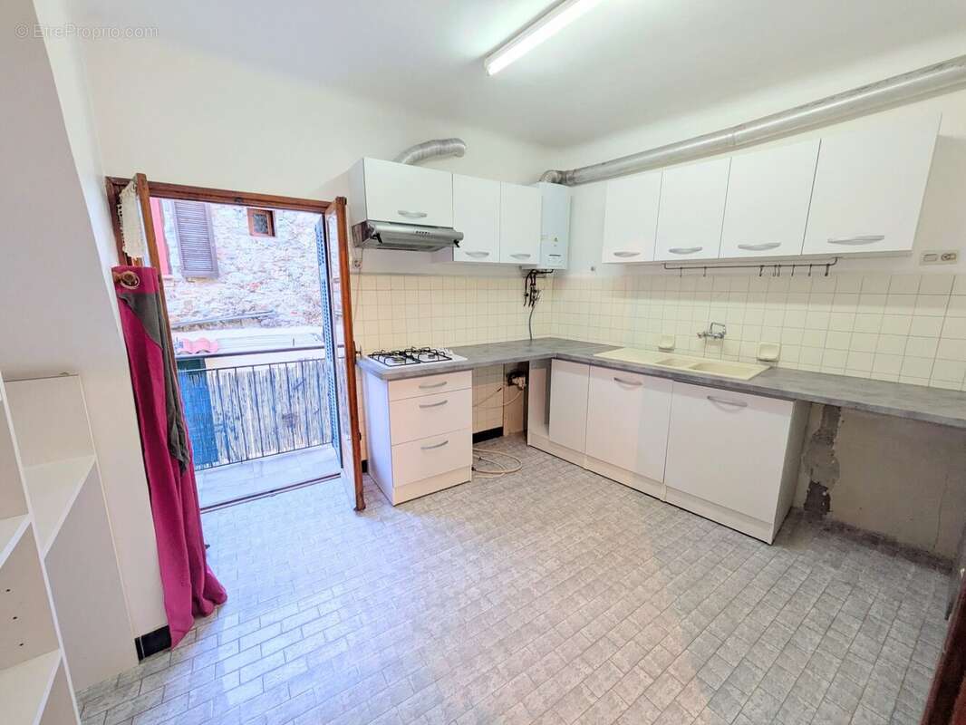 Appartement à CASTELLAR