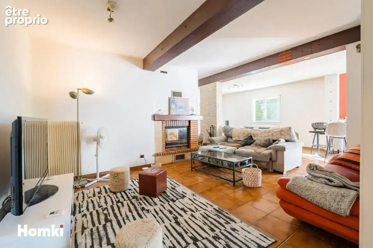 Maison/Villa T5 de 132 m² à Aussonne 31840 - photo 4