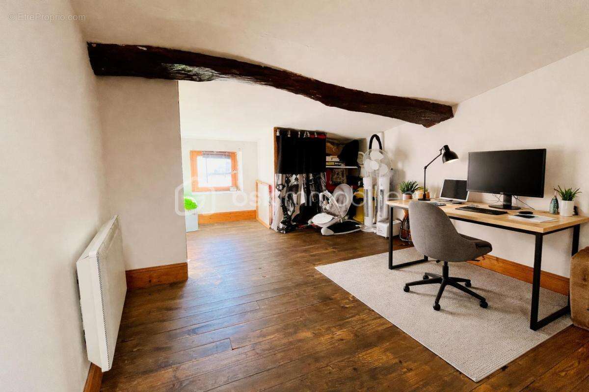 Maison de village R+3 de 106 m² - photo 4