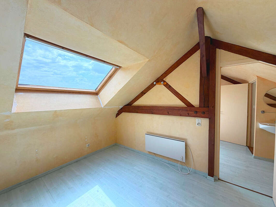 Maison a thorigne fouillard ! - photo 11