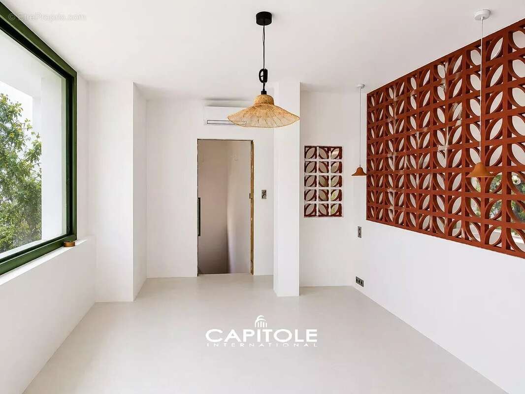 Antibes – villa d’exception rénovée avec vue mer  prestations ultra luxe - photo 27
