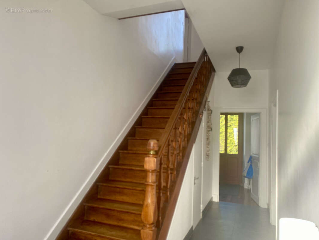 Maison à LA CROISILLE-SUR-BRIANCE