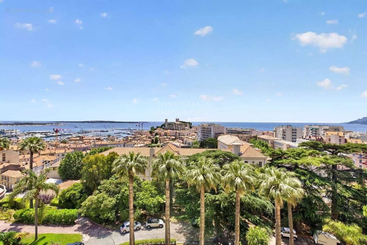 Appartement à CANNES