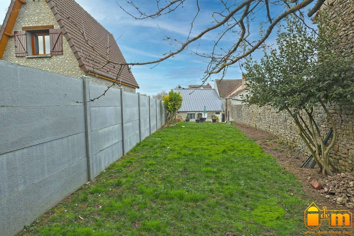 Maison 130 m² à Mereville  - photo 5