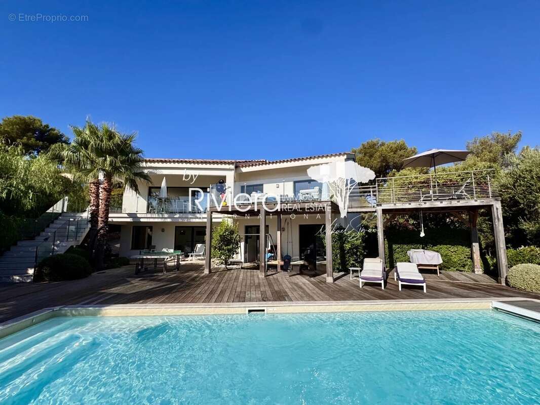 Propriété avec Piscine et Vue Mer ! - photo 7