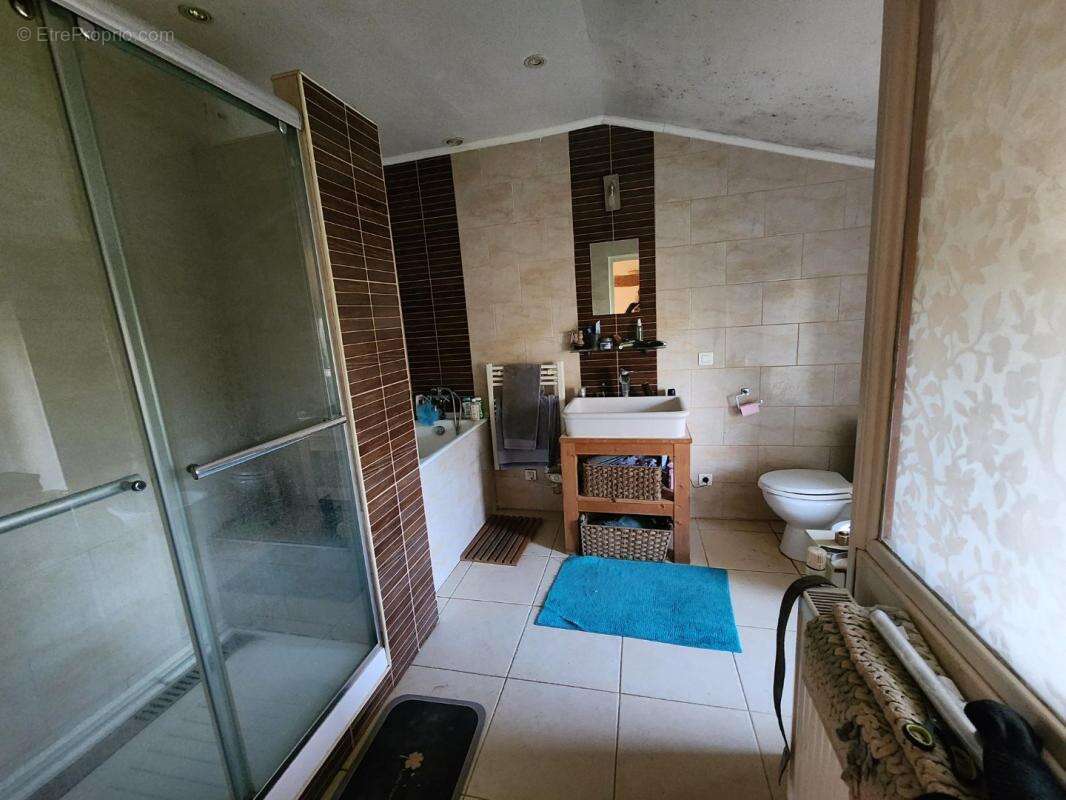 Maison à AVAILLES-LIMOUZINE