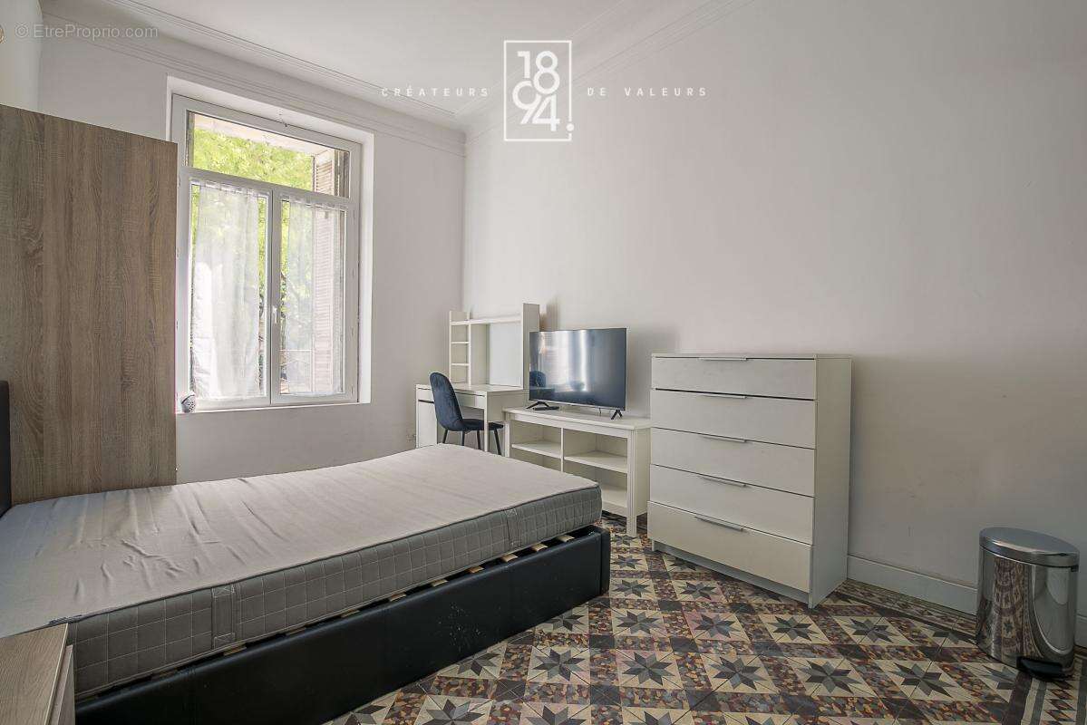 Appartement à MARSEILLE-6E