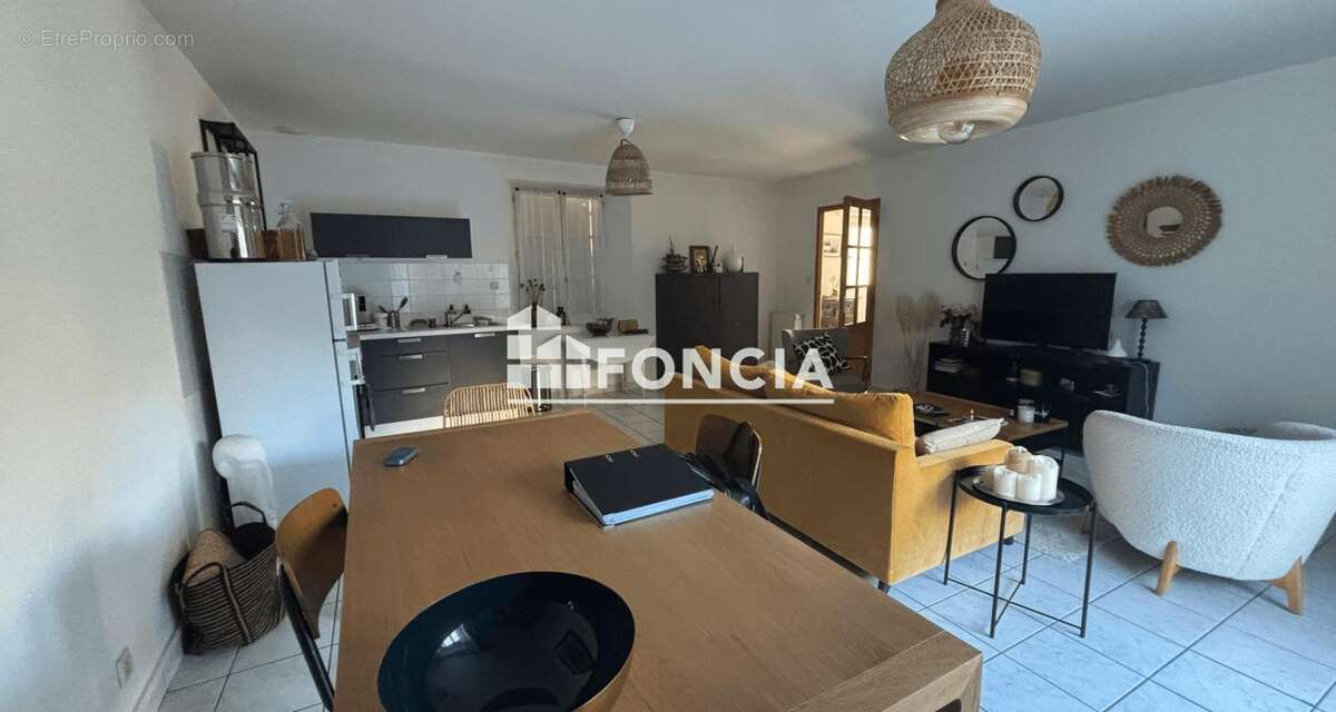 Maison à SAINT-MELAINE-SUR-AUBANCE