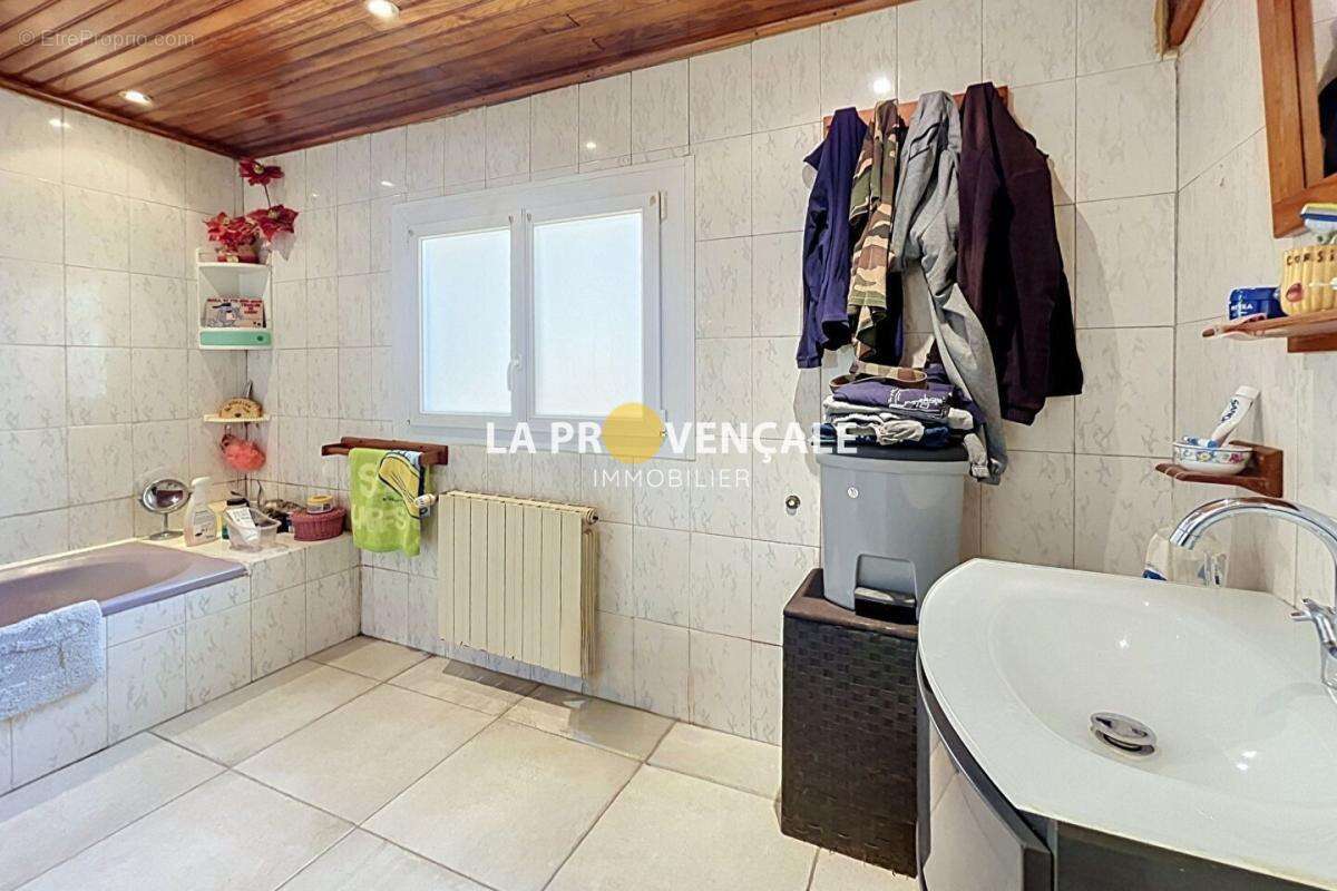 vente maison 6 Pièce(s) - photo 9