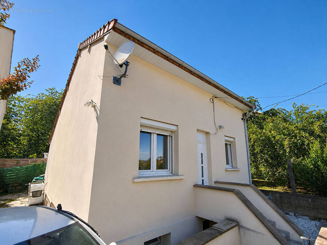 Maison à FOSSES