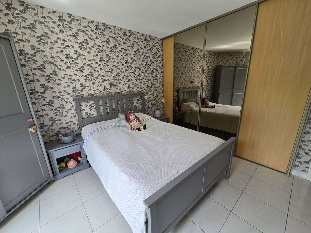 Maison à THIAUCOURT-REGNIEVILLE