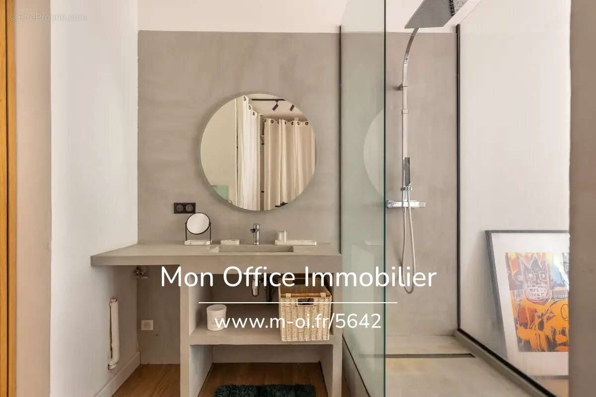 Appartement à MARSEILLE-6E