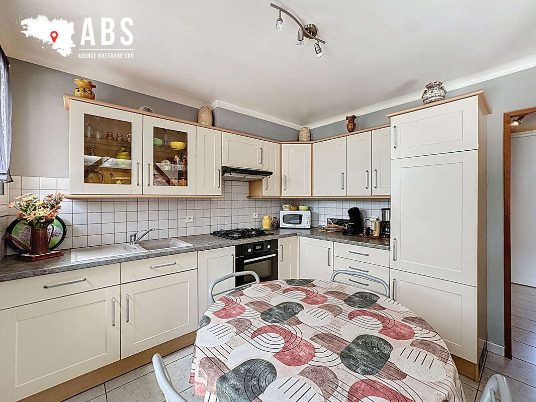 Maison à LA CHAPELLE-DES-MARAIS