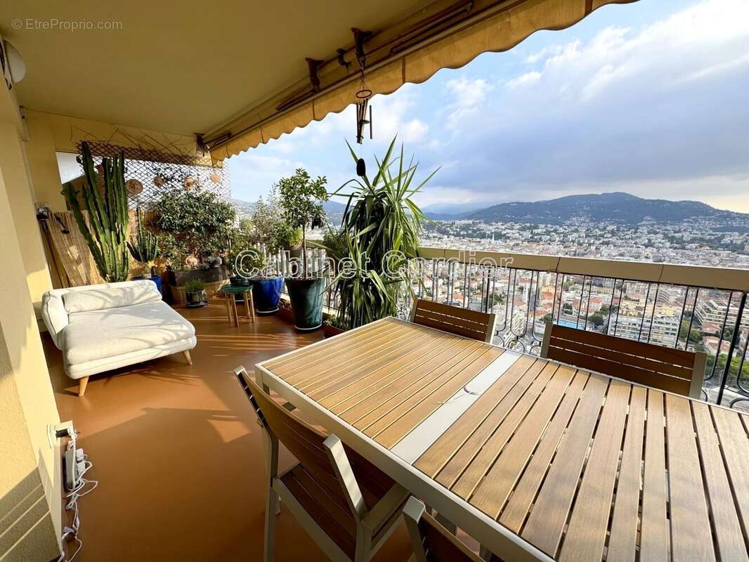 Appartement à NICE