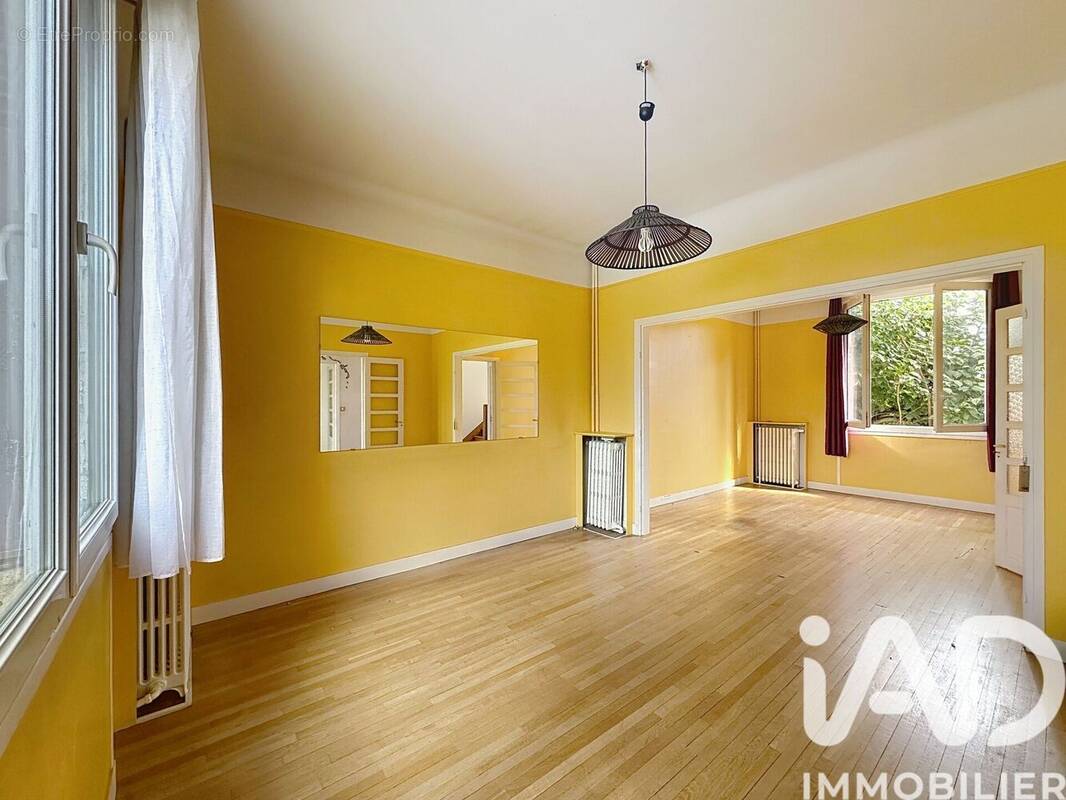 Photo 1 - Maison à VILLEJUIF