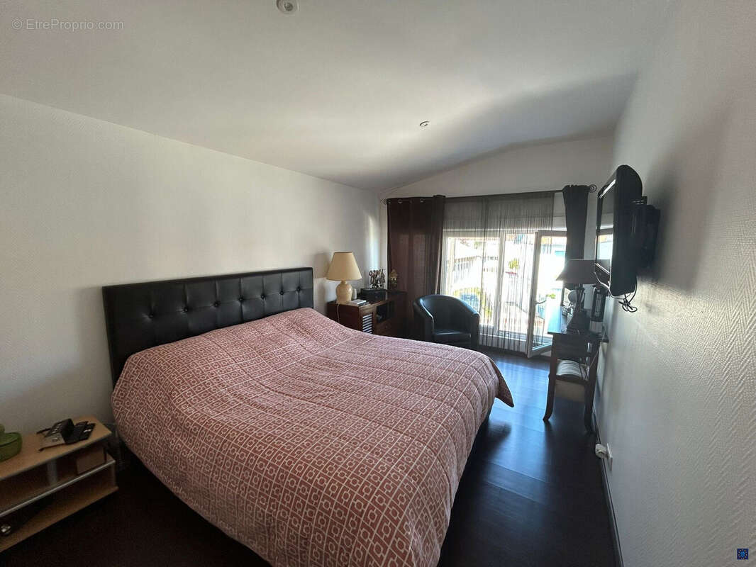 Maison 180 m² à Royan  - photo 9