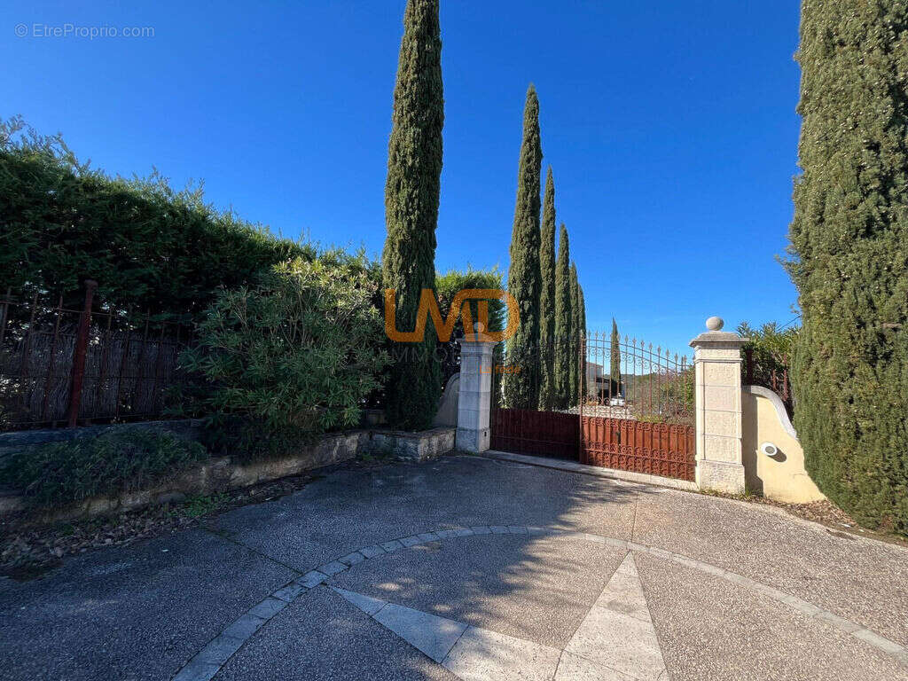 Maison à TRANS-EN-PROVENCE