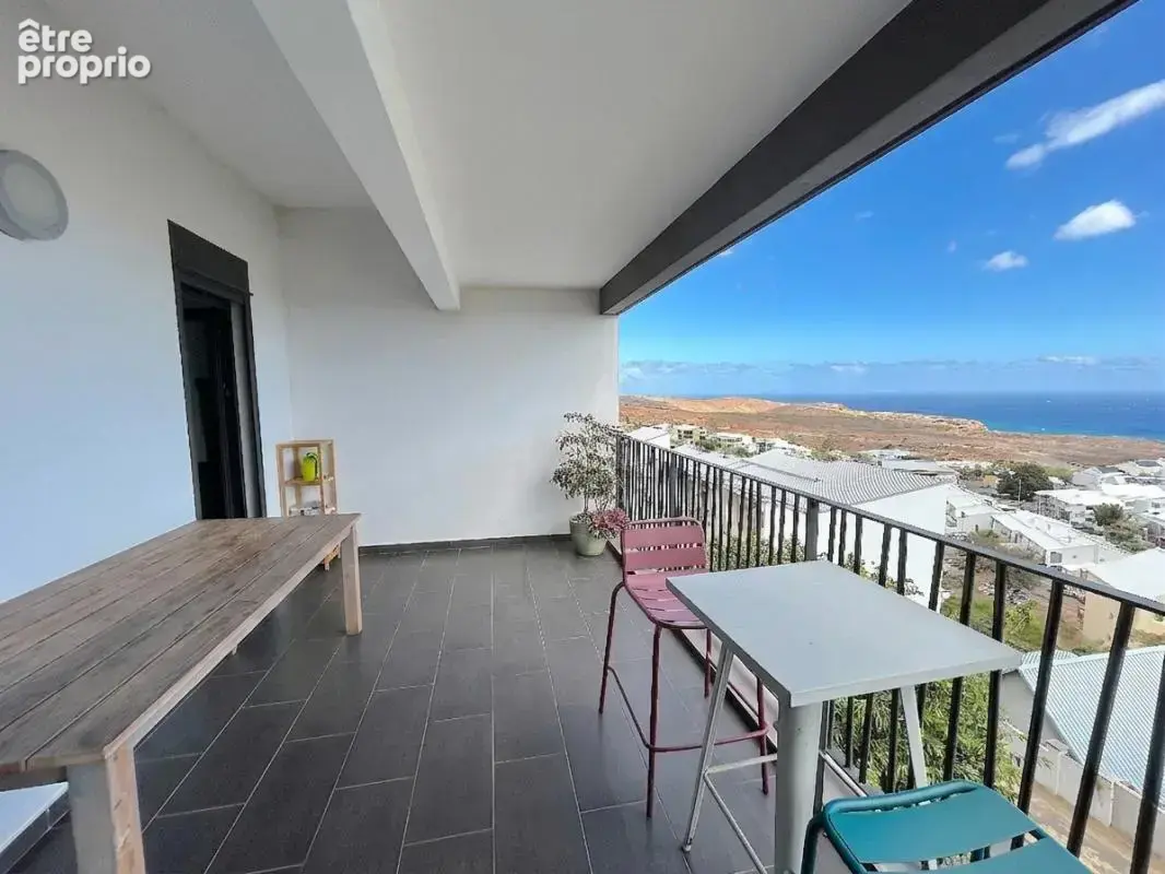 Appartement T2 bis duplex avec superbe vue dégagée océan Indien - photo 2