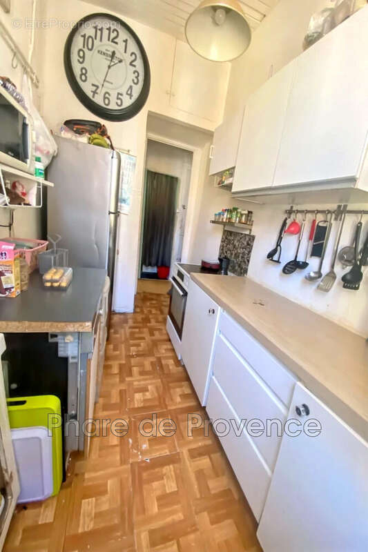 Appartement à MARSEILLE-2E