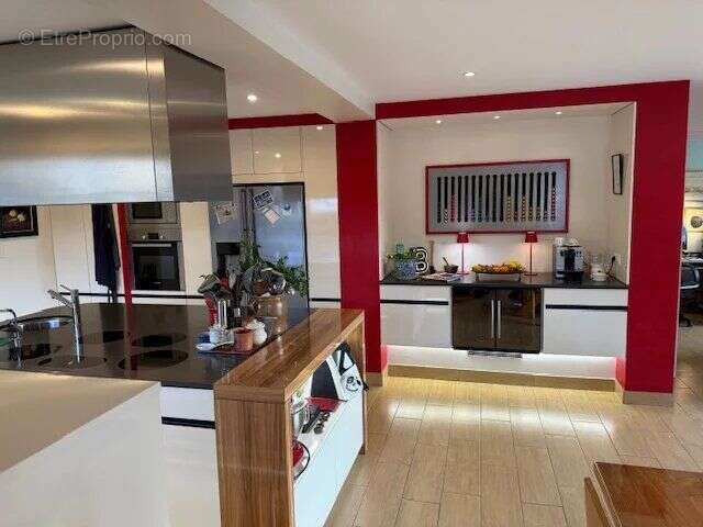 Appartement à SAINT-CHRISTOPHE-VALLON