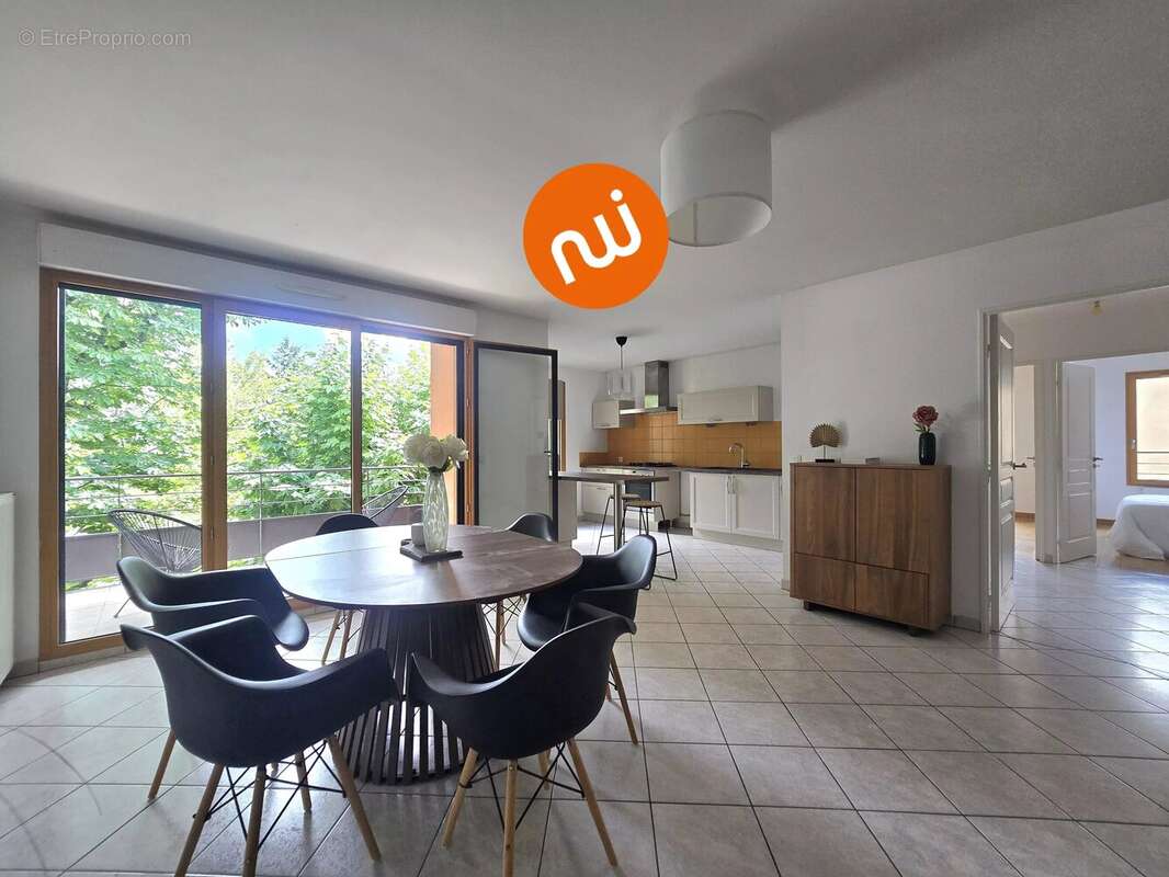 Appartement à TASSIN-LA-DEMI-LUNE