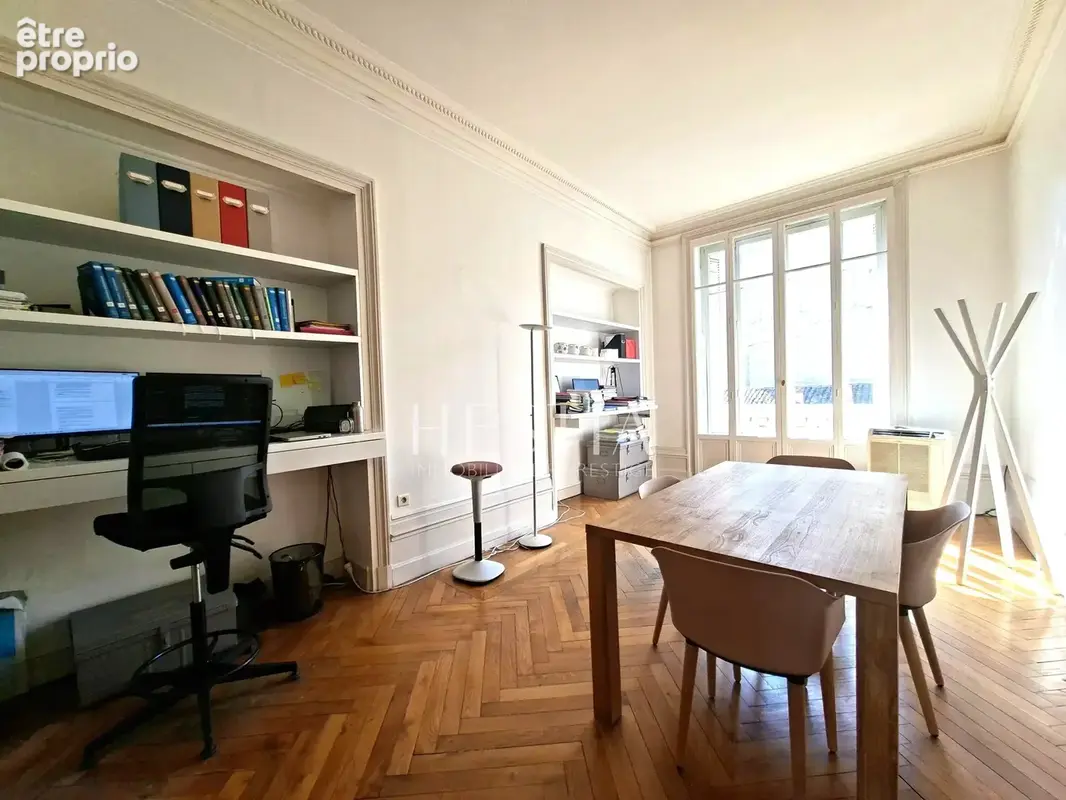 Vente T8 - Préfecture - 243 m² avec possibilité de division - photo 7